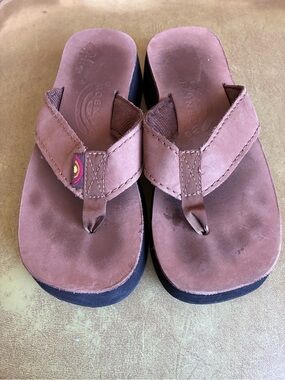 😎 Rainbow wedge sandals